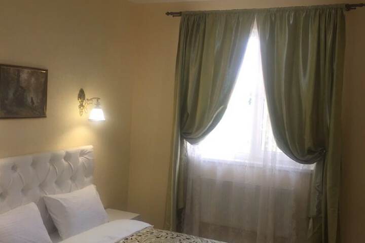 Room 41 of 47