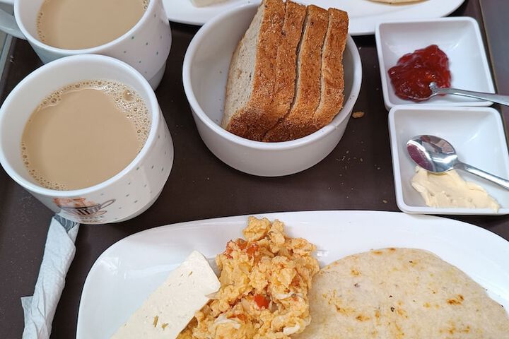 Breakfast/Coffee Service 118 of 139