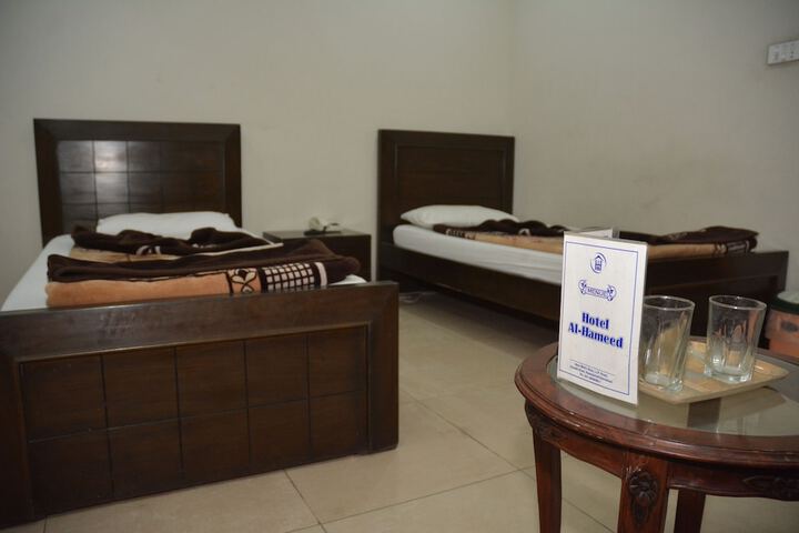 Room 11 of 24