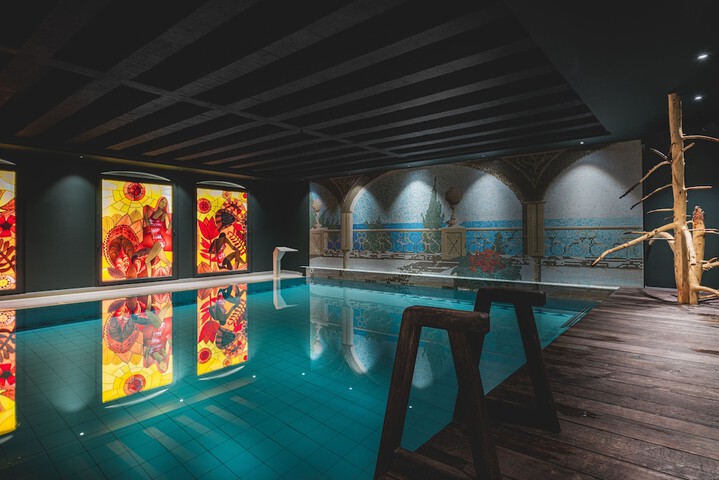 Pool 66 of 90