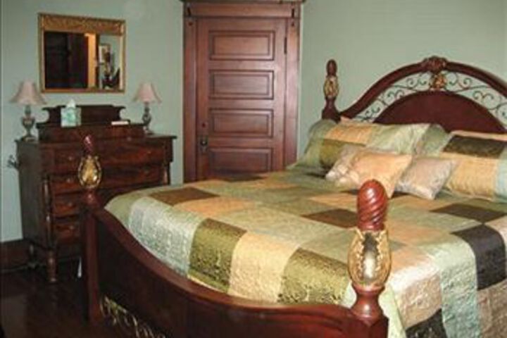 Room 3 of 24