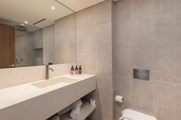 Clean Restrooms
