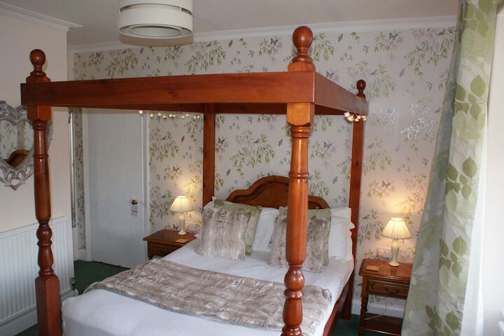Room 14 of 70