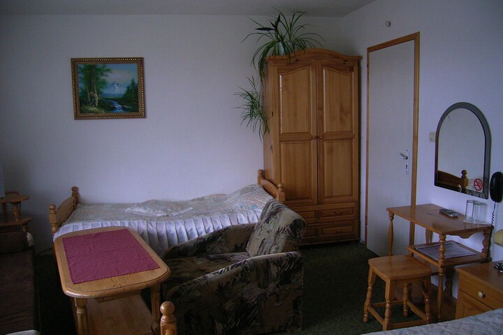 Room 3 of 55