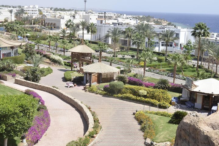 Hotel Exterior 83 of 90