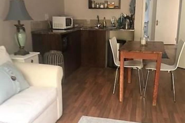Room 4 of 5