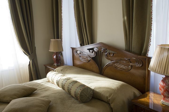 Room 5 of 38