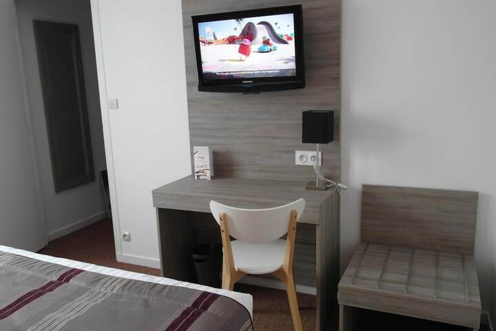 Room 19 of 50