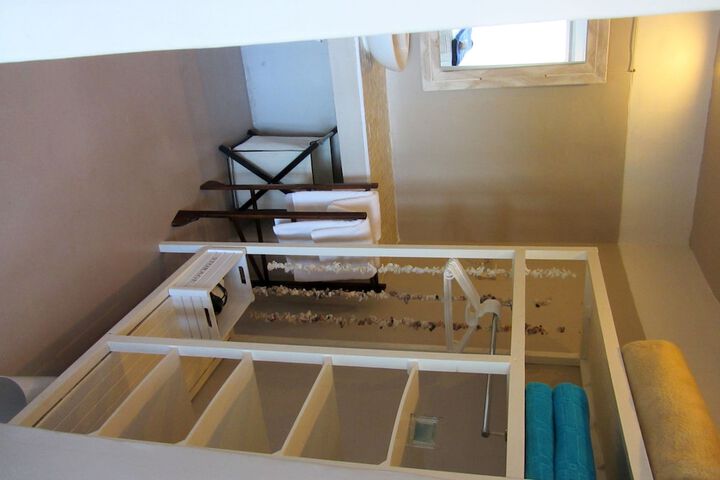 Room 29 of 43