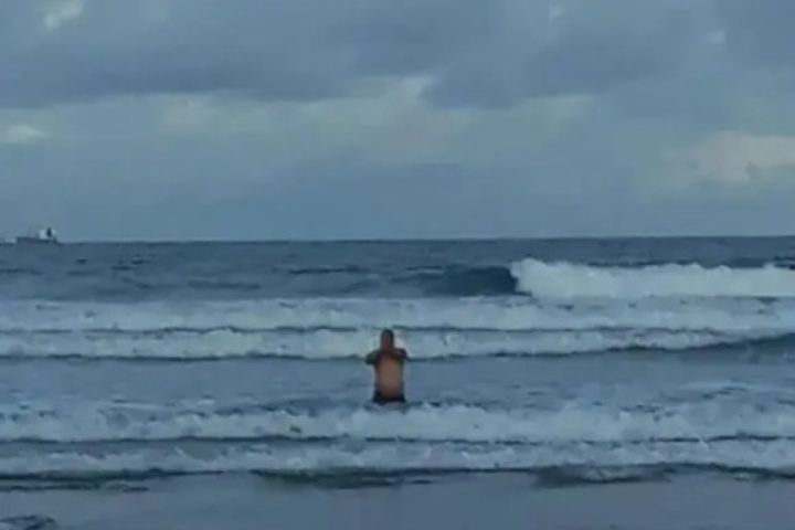 Beach 8 of 10