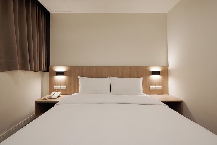 Room 10 of 23