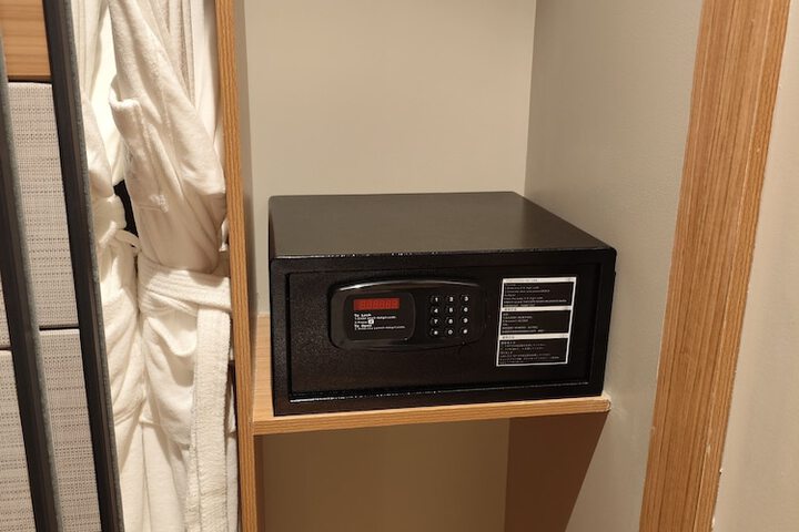 Room 20 of 54