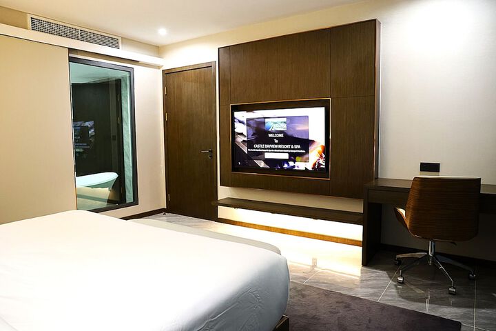 Room 67 of 313