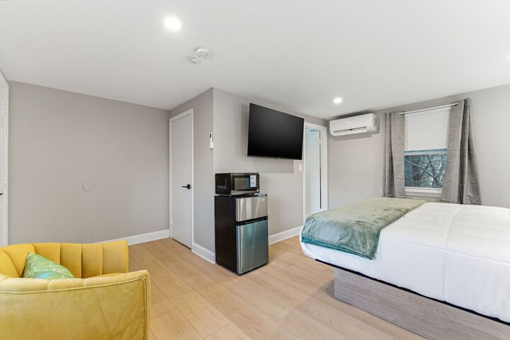 Room 29 of 38