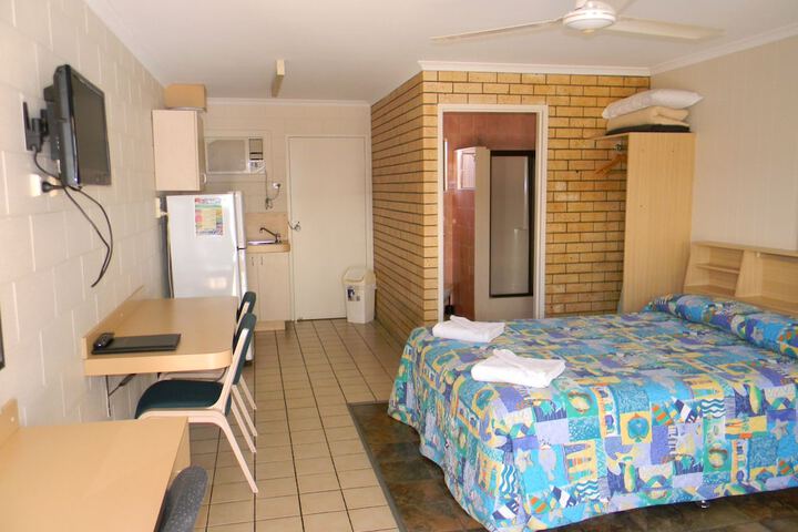 Room 3 of 47