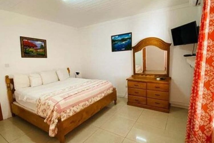 Room 5 of 44