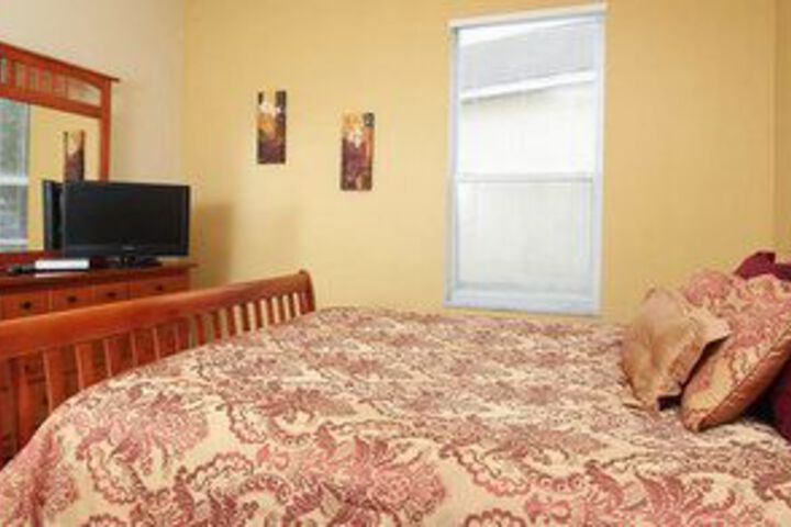 Room 9 of 21