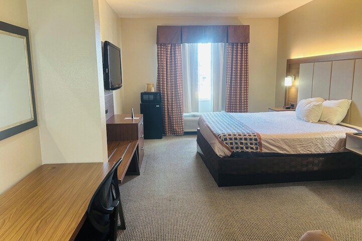 Room 34 of 74