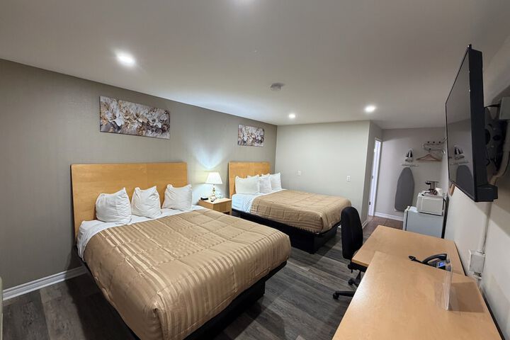 Room 15 of 53