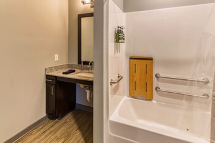 Room 14 of 283