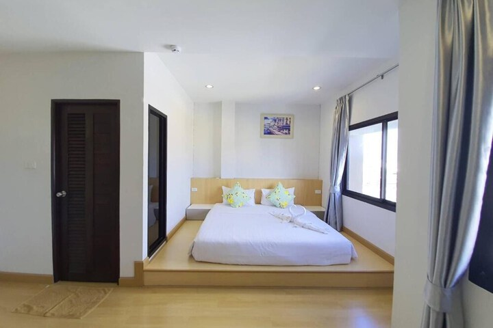 Room 19 of 63