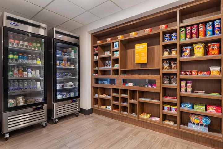 Snack bar