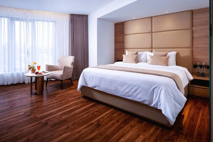 Room 16 of 29