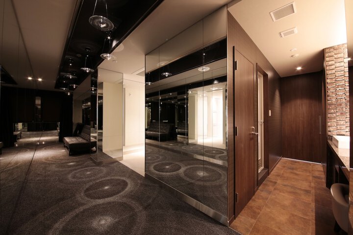 Room 16 of 73