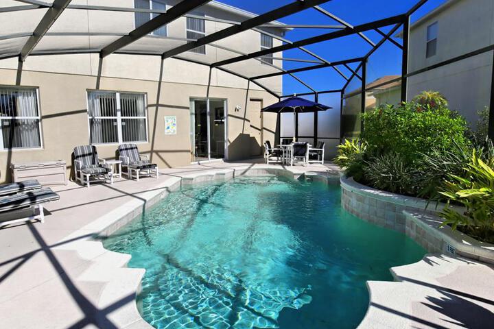 Pool 4 of 5