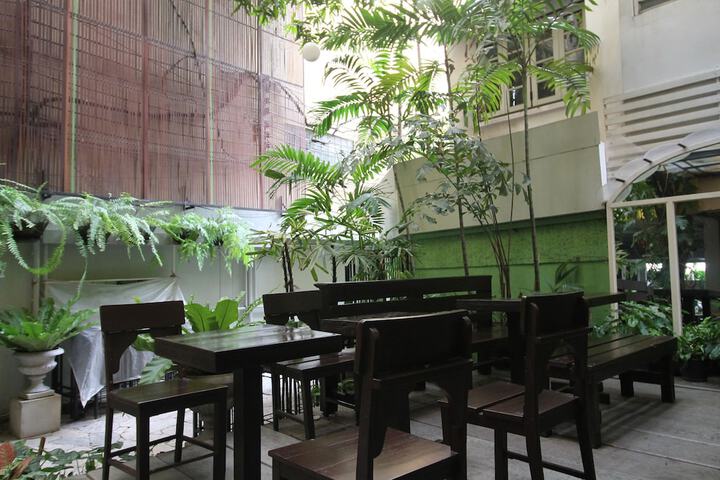 Hotel 163 of 167