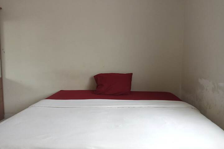 Room 6 of 19