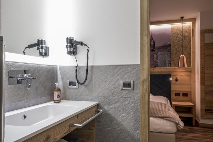 Bath Interior