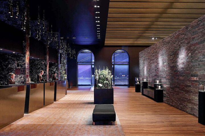 Hotel 207 of 215