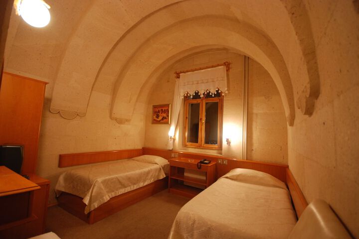 Room 4 of 29