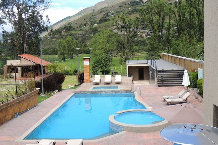 Pool 19 of 34