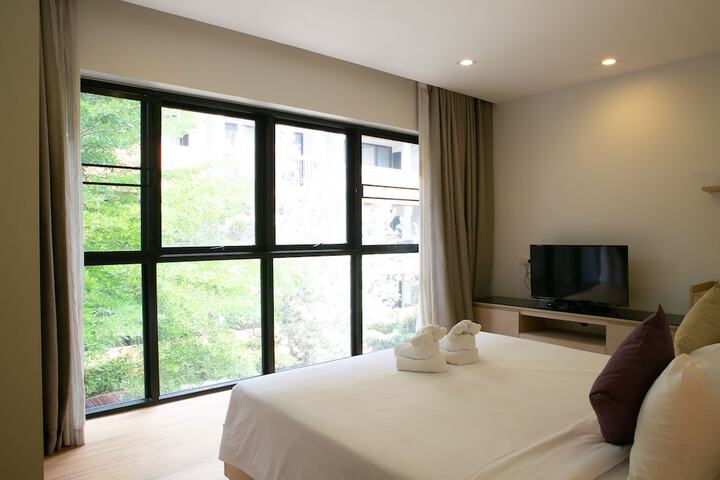 Room 16 of 125