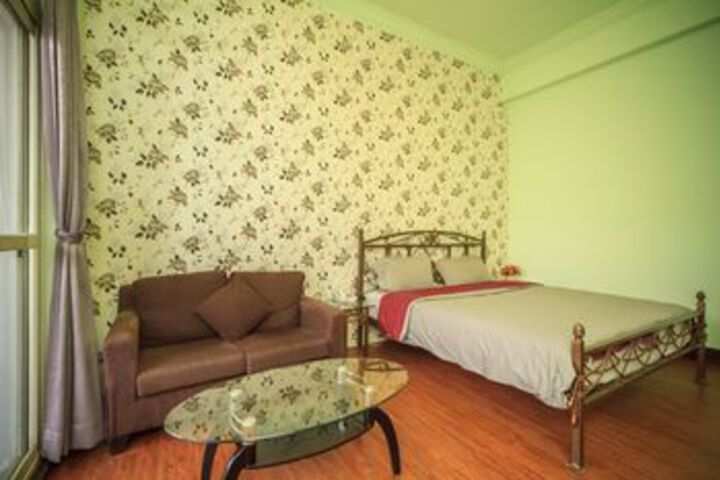 Room 42 of 60