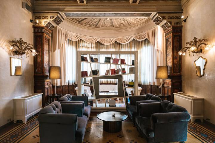 Lobby Photos