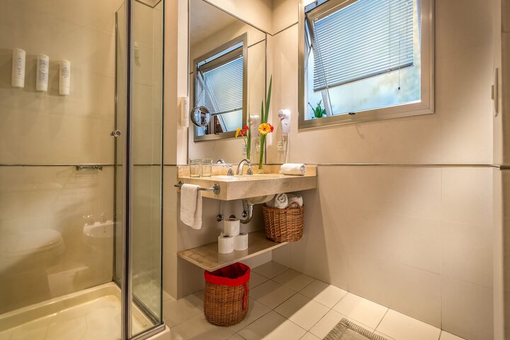 Clean Restrooms