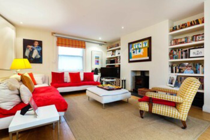 Room 6 of 20
