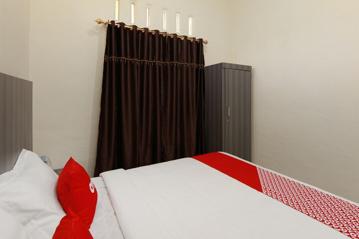 Room 17 of 36