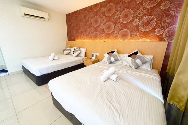 Room 42 of 101