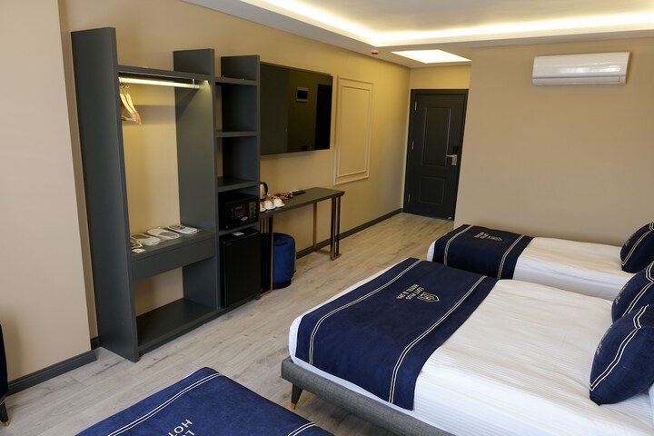 Room 29 of 46