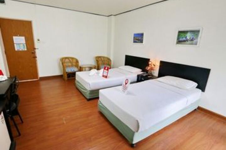Room 12 of 24