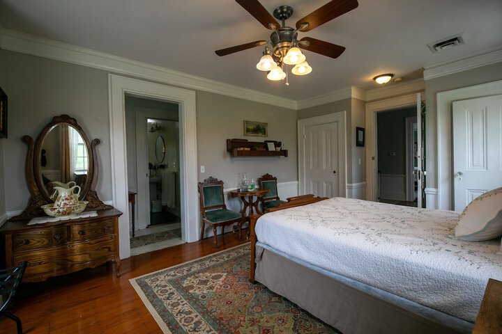 Room 16 of 29