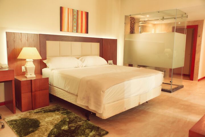 Room 13 of 54