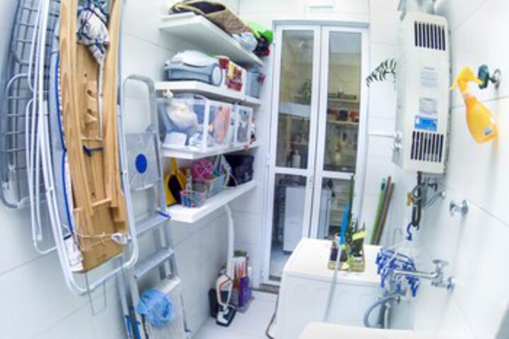 Room 5 of 40