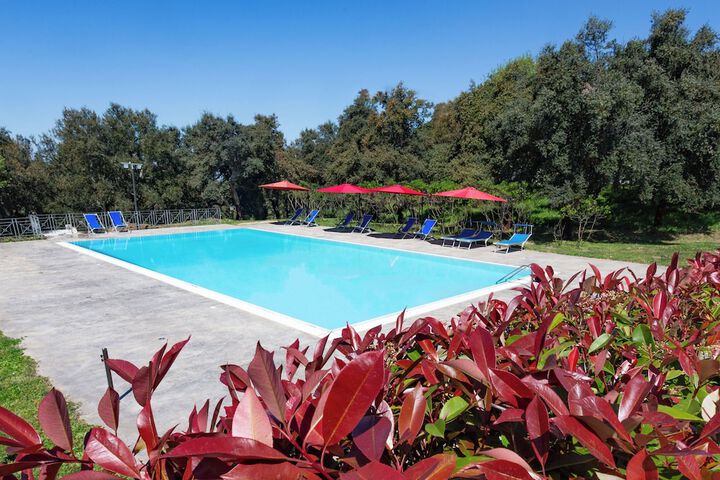 Pool 43 of 87