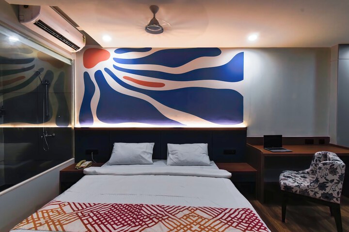Room 10 of 46