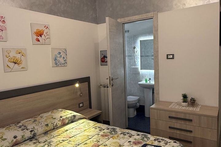 Room 26 of 48